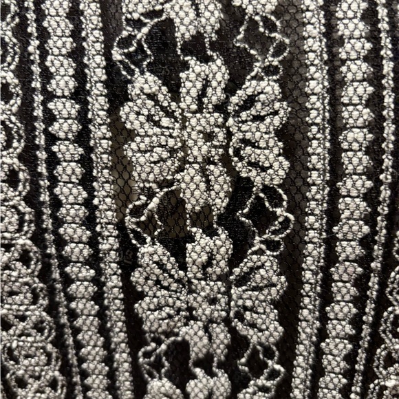 Lily women’s Boho top - XL - Picture 5 of 8